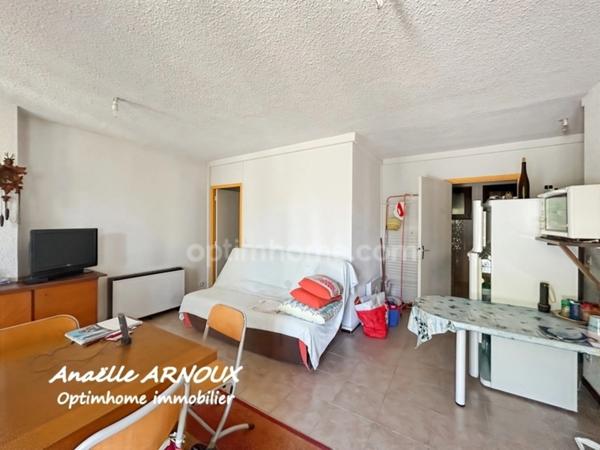 T2 en RDJ avec extérieur à rénover avec potentiel