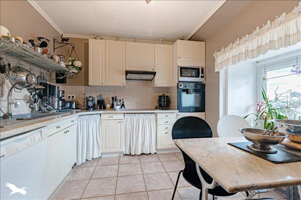 Maison à vendre |  Le Vigen |  16 pièces | 270 m²