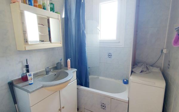 Appartement à vendre    3 pièces • 54,70 m2 La Courneuve