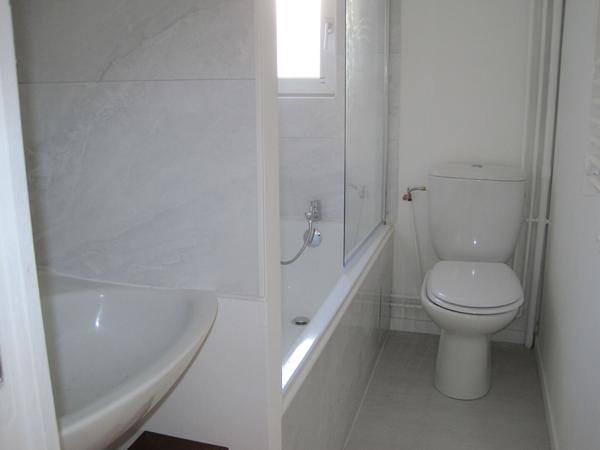 A LOUER APPARTEMENT PROCHE CENTRE A ST QUENTIN 02100