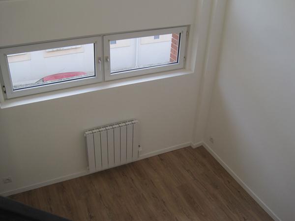A LOUER APPARTEMENT PROCHE CENTRE A ST QUENTIN 02100