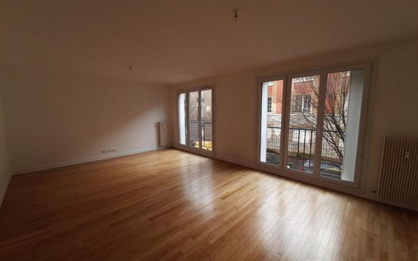 Appartement à vendre    3 pièces • 71,60 m2 Cachan