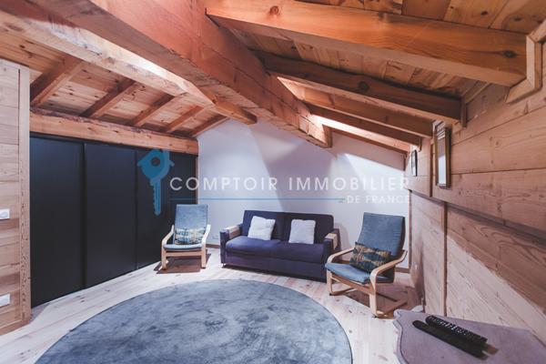 Maison
                                                                                                                                                                                                                                                                                                                        14 pièce(s)                                                                                                                                                                                                          8 chambre(s)                                                                                                                                                                                                          302  m²