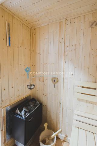 Maison
                                                                                                                                                                                                                                                                                                                        14 pièce(s)                                                                                                                                                                                                          8 chambre(s)                                                                                                                                                                                                          302  m²