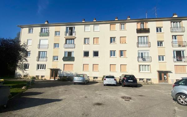 Appartement à vendre    3 pièces • 56 m2 Bourg-en-Bresse
