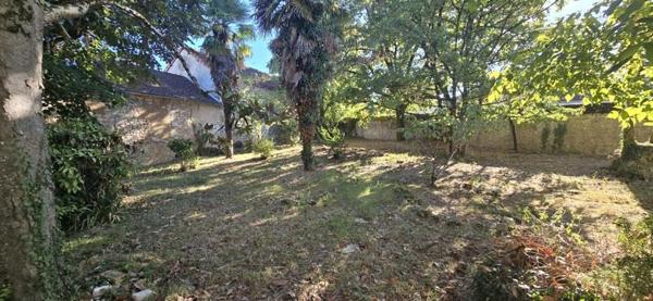 Maison à vendre 286 000 € Thenon 8 p 280 m² DPE D