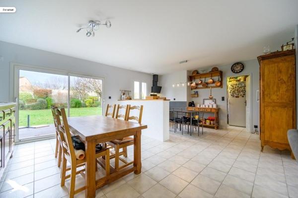 Maison à vendre |                                       Dompierre-sur-Mer |                                        6 pièces  |  130 m²