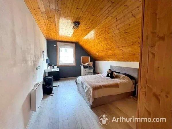 Vente Maison 9 pièces 167 m2 à Bians-les-Usiers