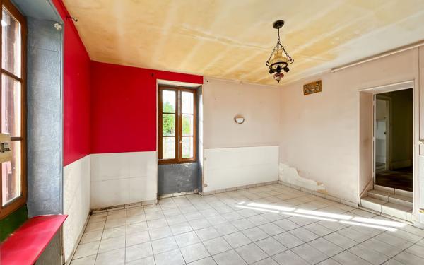 Maison à vendre    4 pièces •  Vallon-en-Sully