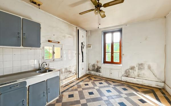 Maison à vendre    4 pièces •  Vallon-en-Sully