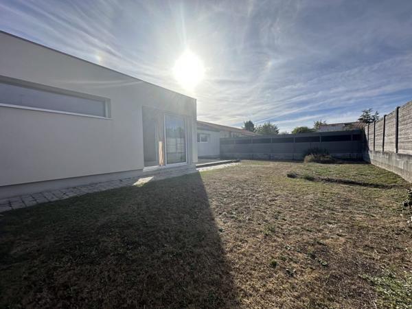 Maison à vendre 301 815 € Saint-Philbert-de-Grand-Lieu 6 p 152 m² DPE C