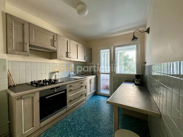 Vente
                Appartement92 m² - 4 Pièces -
                    MERIGNAC (33700)