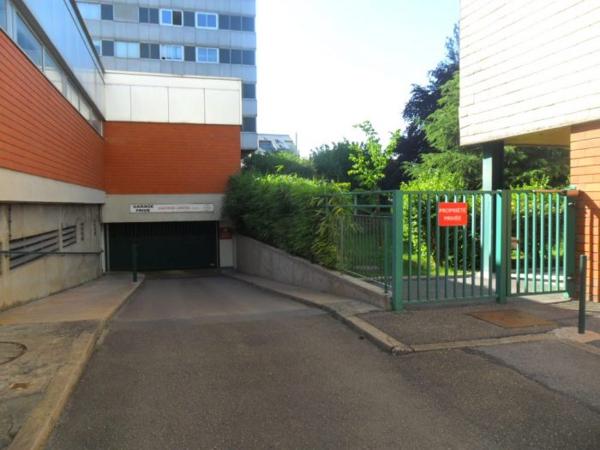 Parking Vandoeuvre-lès-Nancy 1 place