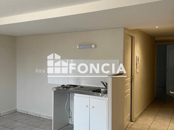 Location Appartement 2 pièces 46.98 m² - 36 RUE GAMBETTA Sable Sur Sarthe 72300