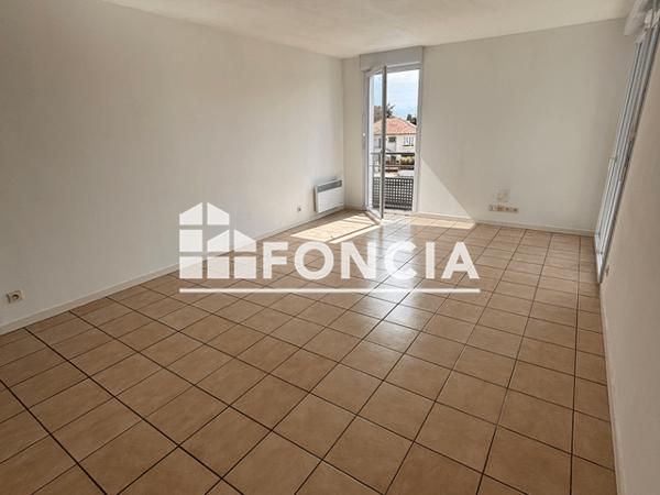 Location Appartement 3 pièces 63.78 m² - 218 BOULEVARD DE LA PAIX Pau 64000