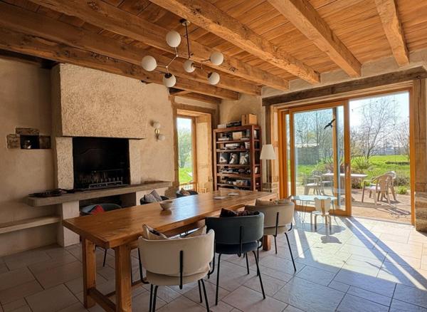 LONGÈRE D’EXCEPTION + REVENUS LOCATIFS à 12 mn de Rennes