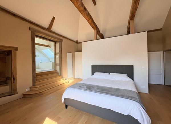 LONGÈRE D’EXCEPTION + REVENUS LOCATIFS à 12 mn de Rennes