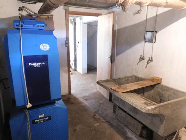 87240 AMBAZAC - Maison familiale de 184 m²