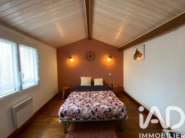 Maison à vendre 9 pièces 140 m² Saint-Martin-de-Saint-Maixent