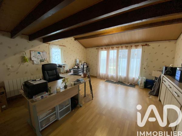 Maison à vendre 9 pièces 140 m² Saint-Martin-de-Saint-Maixent