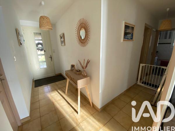 Maison à vendre 9 pièces 140 m² Saint-Martin-de-Saint-Maixent