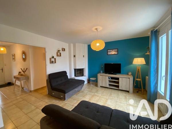 Maison à vendre 9 pièces 140 m² Saint-Martin-de-Saint-Maixent