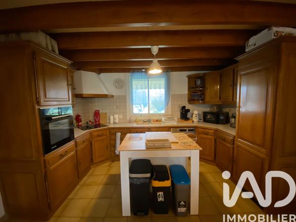 Maison à vendre 9 pièces 140 m² Saint-Martin-de-Saint-Maixent