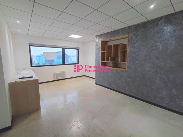BUREAU - 195 M2 - CONCARNEAU