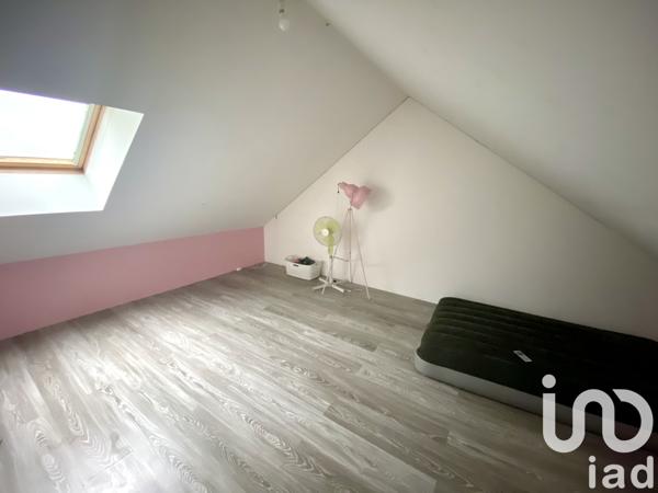 Maison à vendre 5 pièces 93 m² Saint-Hilaire-sur-Puiseaux