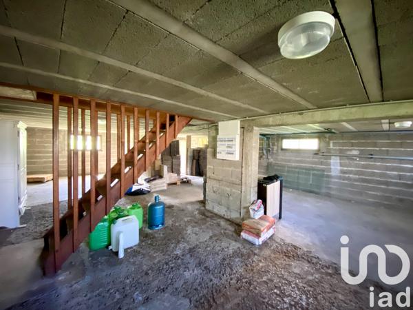 Maison à vendre 5 pièces 93 m² Saint-Hilaire-sur-Puiseaux
