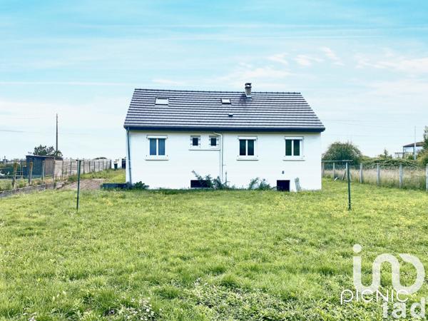 Maison à vendre 5 pièces 93 m² Saint-Hilaire-sur-Puiseaux