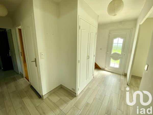 Maison à vendre 5 pièces 93 m² Saint-Hilaire-sur-Puiseaux