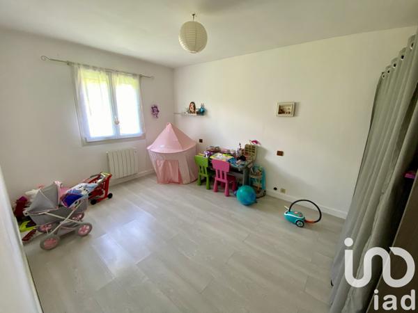 Maison à vendre 5 pièces 93 m² Saint-Hilaire-sur-Puiseaux