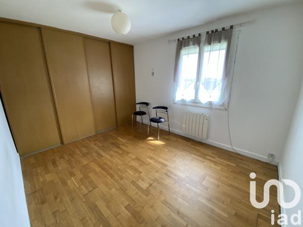 Maison à vendre 5 pièces 93 m² Saint-Hilaire-sur-Puiseaux