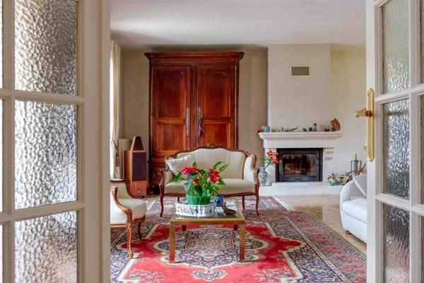 Maison à vendre 7 pièces SAINT CYR SUR LOIRE (37)