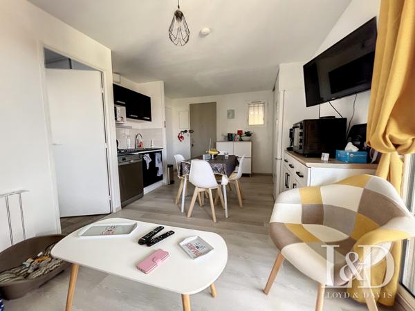 ROYAN, APPARTEMENT  T 2 AVEC TERRASSE PROCHE PONTAILLAC ET PLAGE DU PIGEONNIER