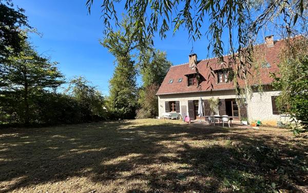 Maison à vendre    7 pièces • 207,83 m2 Gif-sur-Yvette