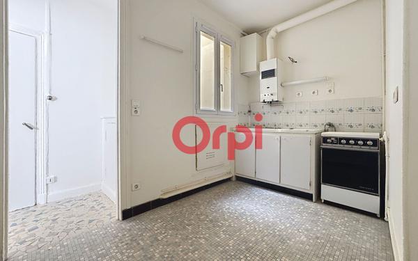 Appartement à vendre    2 pièces • 43 m2 Paris 16