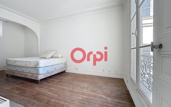 Appartement à vendre    2 pièces • 43 m2 Paris 16