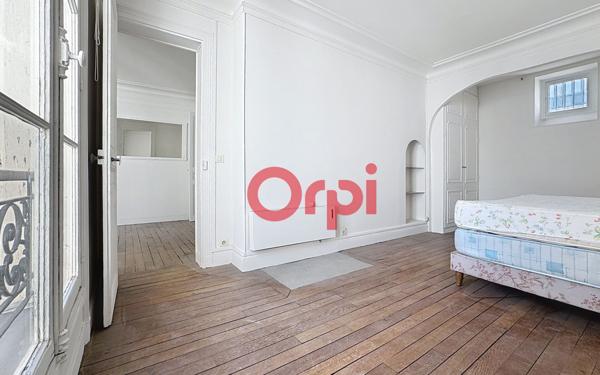 Appartement à vendre    2 pièces • 43 m2 Paris 16