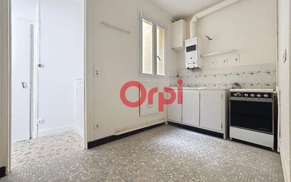 Appartement à vendre    2 pièces • 43 m2 Paris 16
