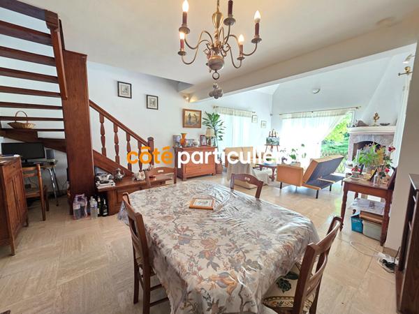 Vente Maison160 m² - 6 Pièces - VILLENEUVE SUR YONNE (89500)