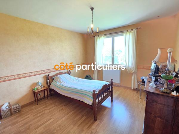 Vente Maison160 m² - 6 Pièces - VILLENEUVE SUR YONNE (89500)