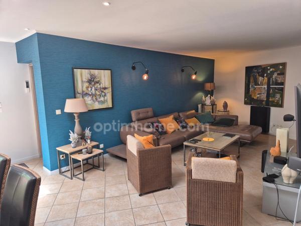Maison centre ville en semi plain pied avec jardin et garage