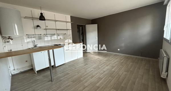 Location Studio 25.2 m² - La Chapelle-saint-mesmin 45380