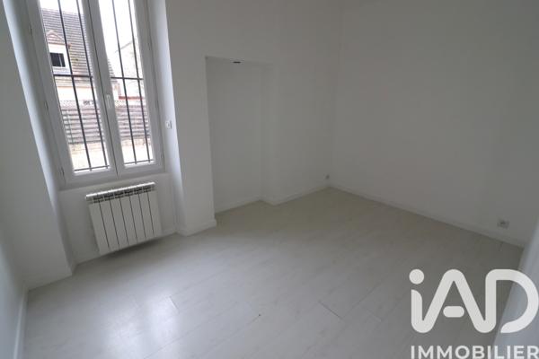 Location appartement 3 pièces 58 m² Champagne-sur-Seine