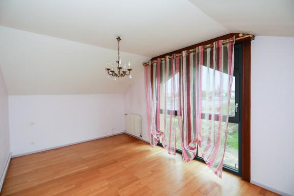 Maison individuelle 121 m² à Richemont, 3 chambres et jardin clos