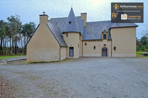 Vente Maison 8 pièces 205 m2 à Châteaubourg