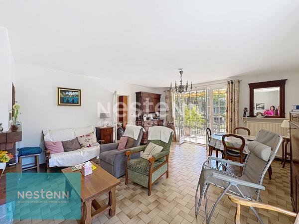 Maison de plain pied sur Saint Maximin, 3 chambres avec piscine et garage sur 1872 m² de terrain