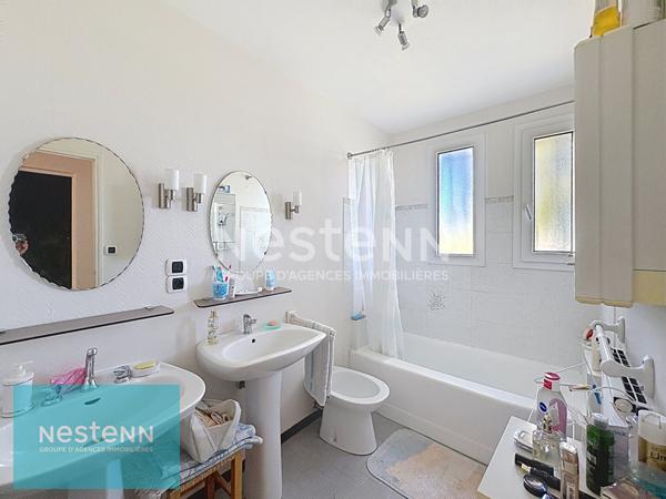 Maison de plain pied sur Saint Maximin, 3 chambres avec piscine et garage sur 1872 m² de terrain